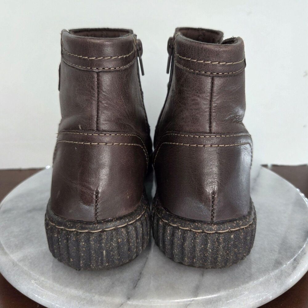 Clarks Collection Ankle Boots Womens Size 8 Brown Leather Zip Wedge Booties - Picture 3 of 16